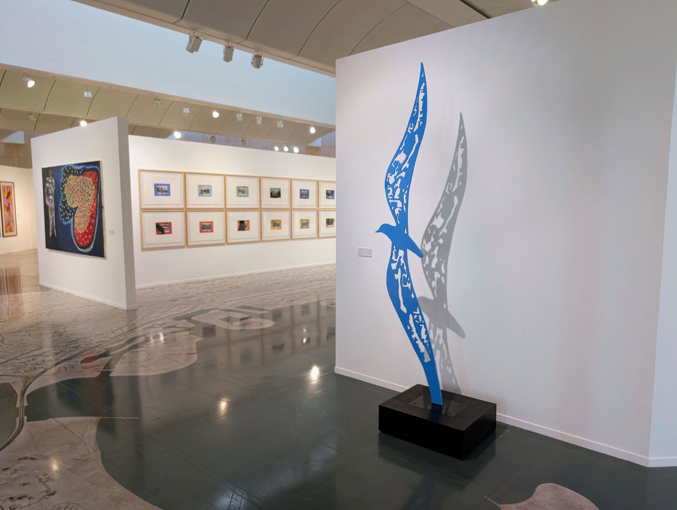  Ali Al-Mahmeed presented two aluminium works, "Freedom 1" and "Freedom 2."